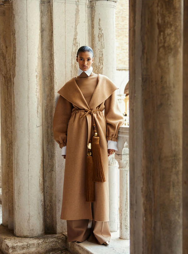 The Strategic Art of the Max Mara Sale: Acquiring Timeless Luxury for Less